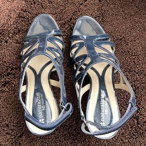Naturalizer Comfort Navy Heels Size 8
